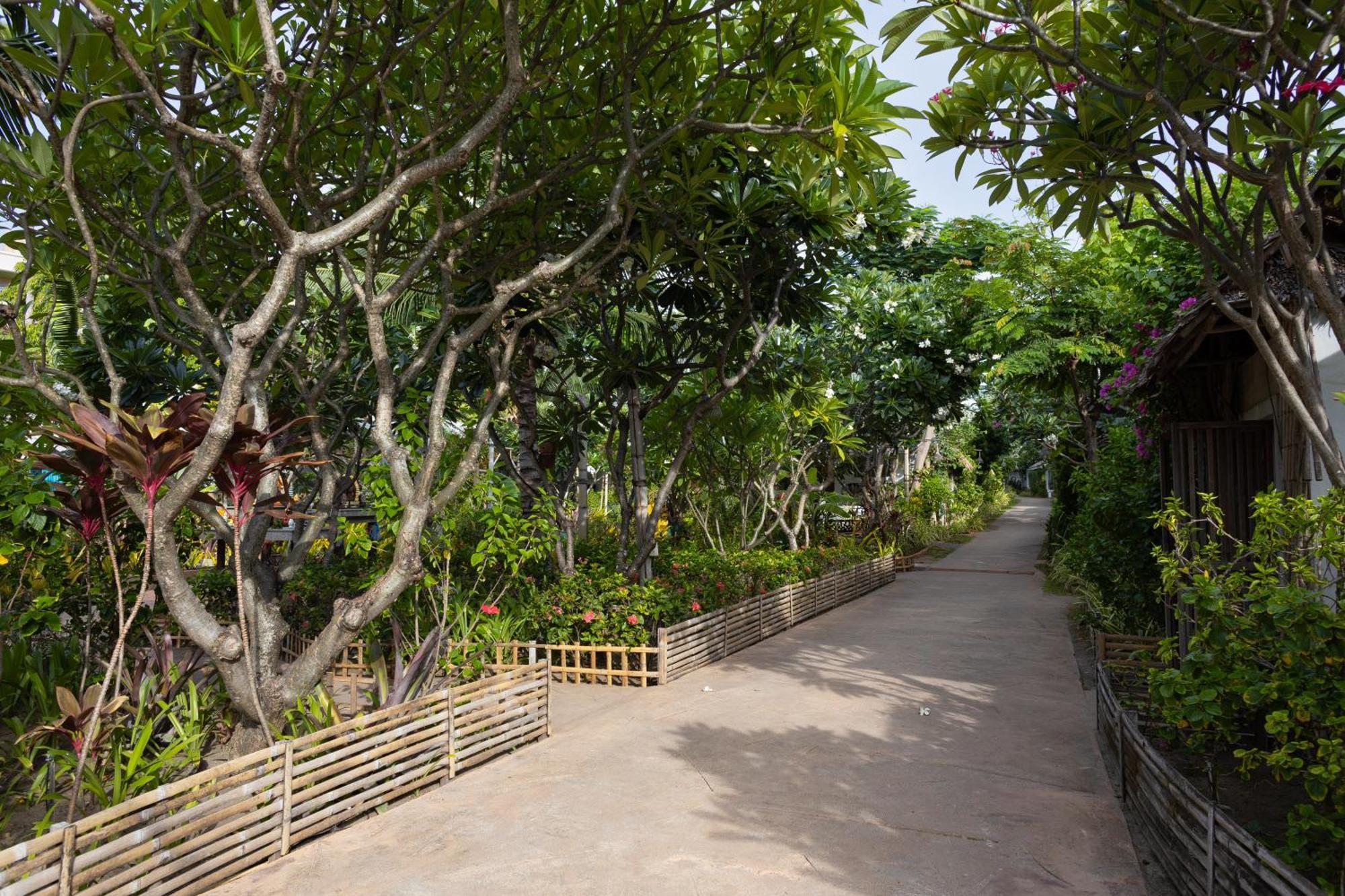 King'S Garden Resort - Sha Plus Chaweng Plajı Dış mekan fotoğraf